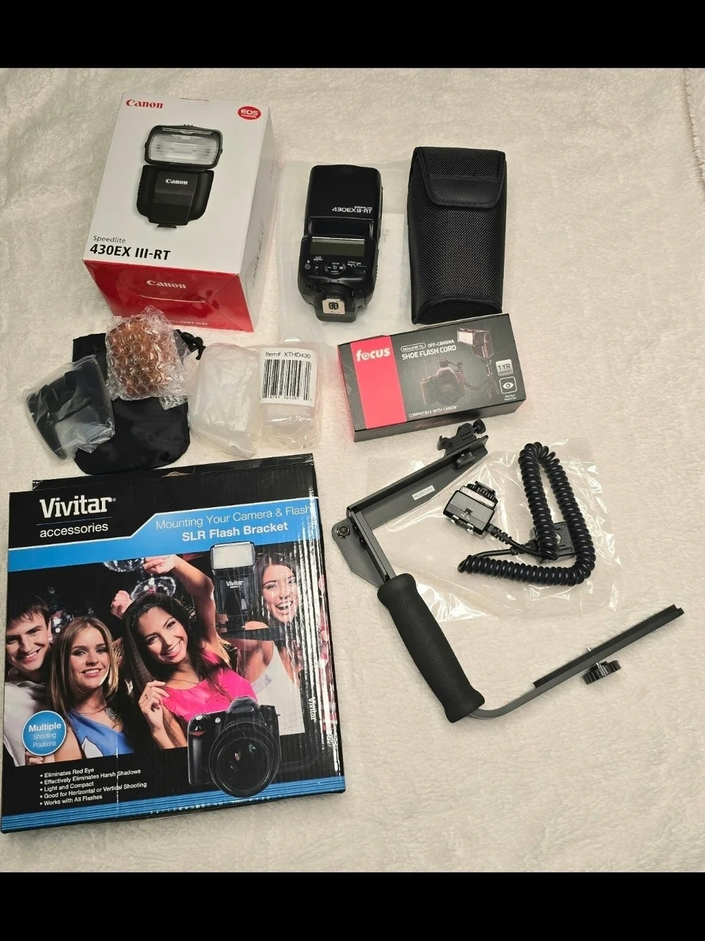 Canon Speedlite 430EX III-RT On Camera Flash w/Bounce Hard Dome Diffuser Bundle